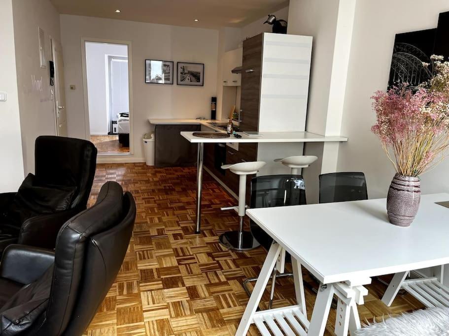 Exklusive Mitten Im Schoensten Viertel Apartment
